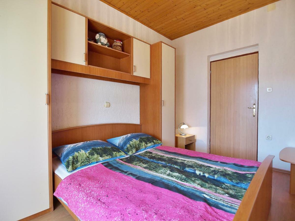 Apartmani Danijela Лопар Экстерьер фото